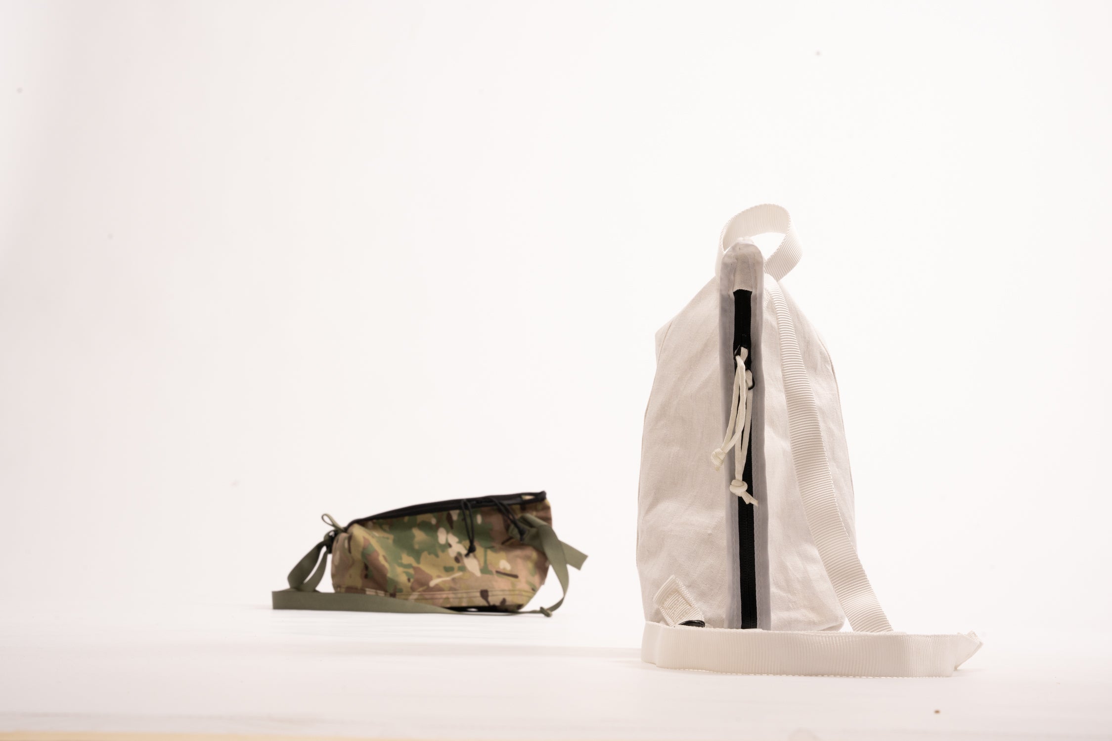 The Anvil Mini - White Hemp Xpac
